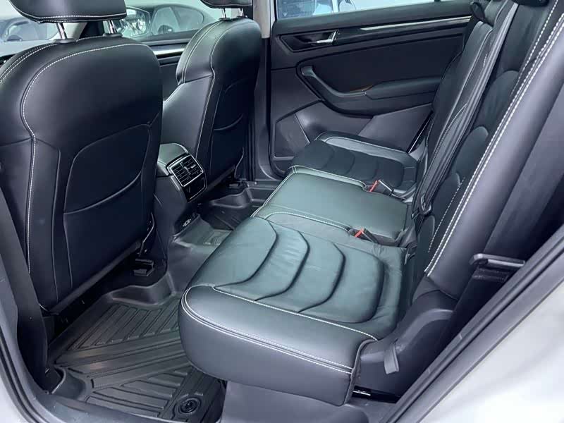 Skoda Kodiaq 2018 imagem de carro #8