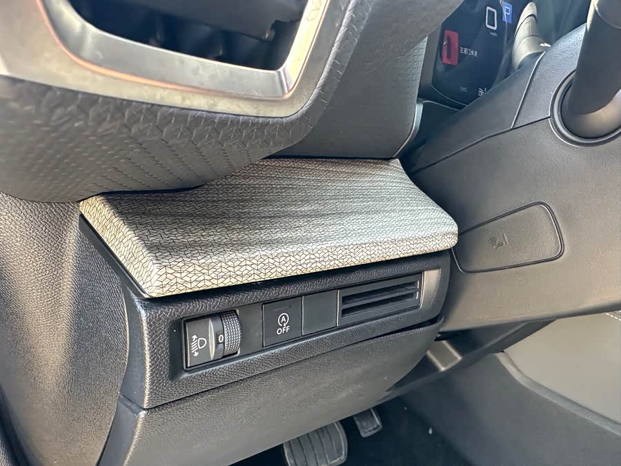 Citroen C5 X 2021 car image #8