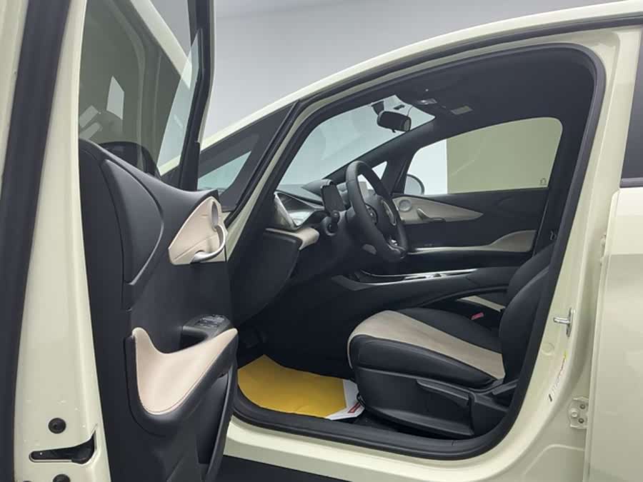 BYD Dolphin 2025 صورة سيارة #8