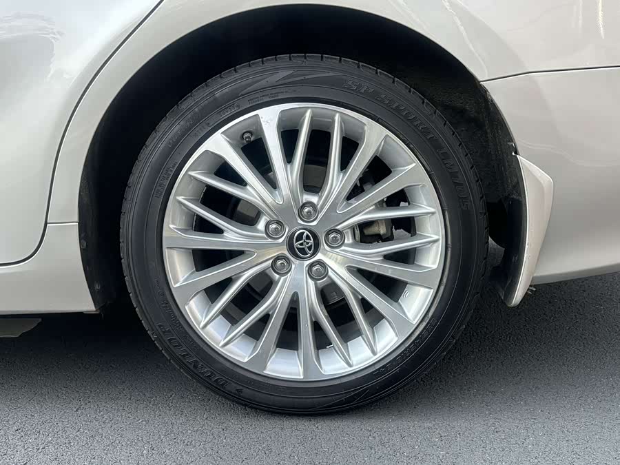 Toyota Camry 2020 immagine di auto #8