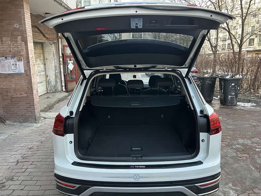 Volkswagen Tayron 2022 car image #8