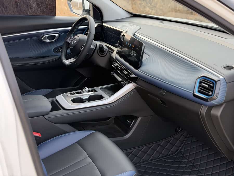 GAC Trumpchi GS3 2025 car image #8