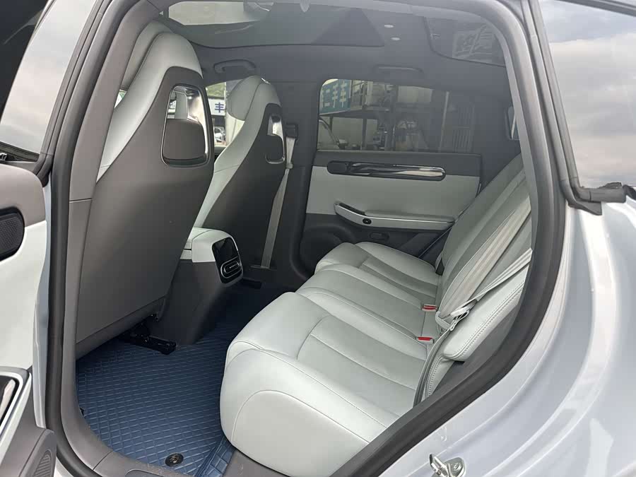 零跑汽车 零跑C01 2023 汽车图片 #8