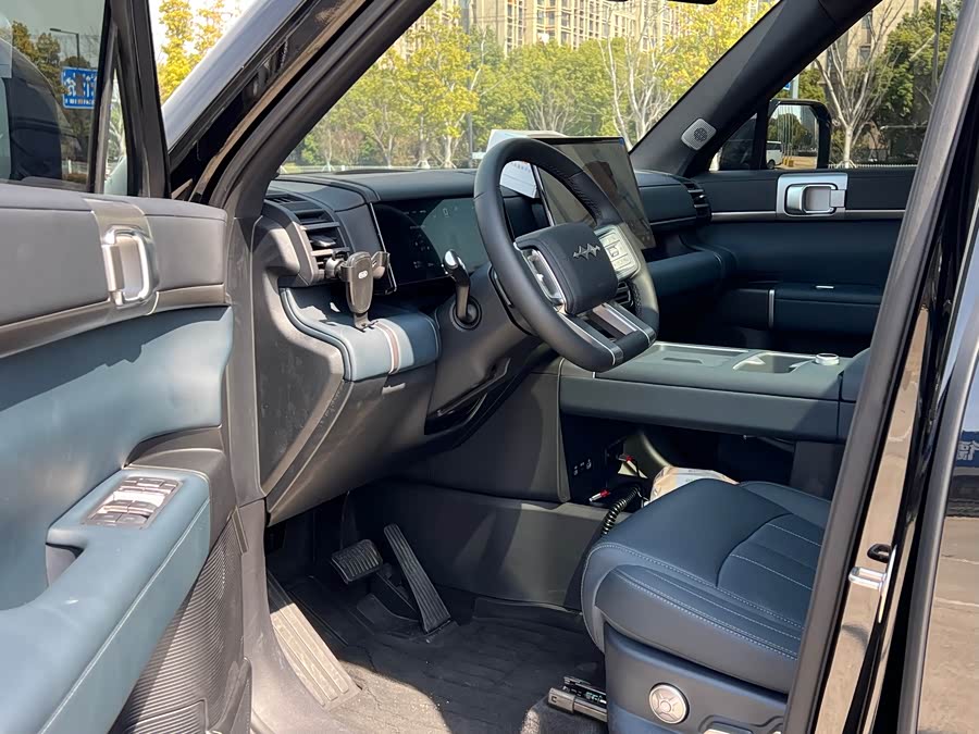 FangChengBao Tiger 7 2025 car image #8