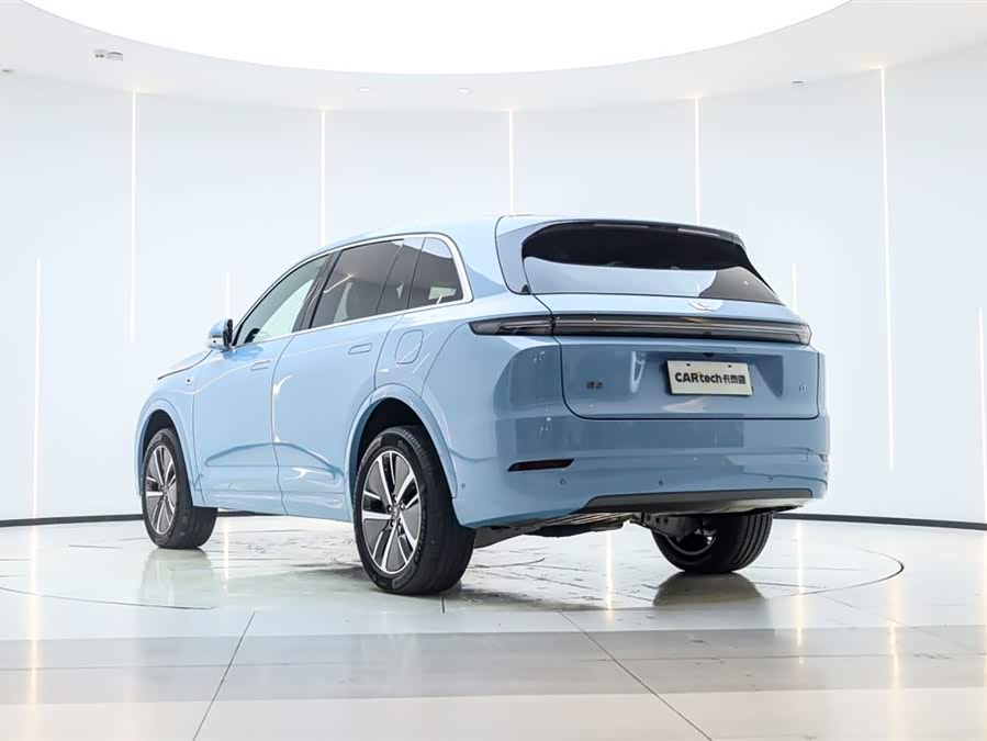 Li L7 2024 immagine di auto #8