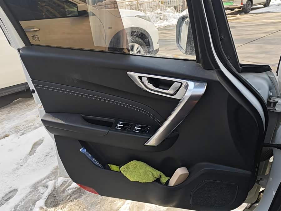 GEELY 2020 car image #8