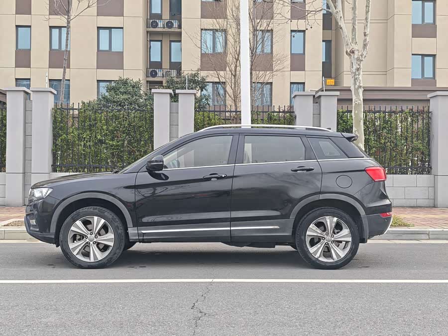 Haval H6 Coupe 2015 imagen de coche #8