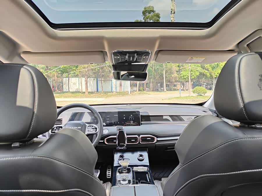 Jetour X70 PLUS 2021 #8 Jetour X70 PLUS 2021 car image #8