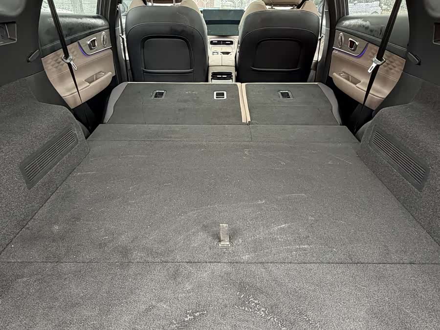 Chery Tiggo 8 Plus 2024 immagine di auto #8