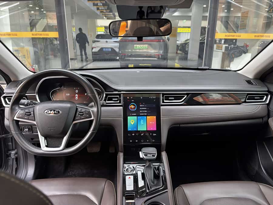 JAC 2020 car image #8