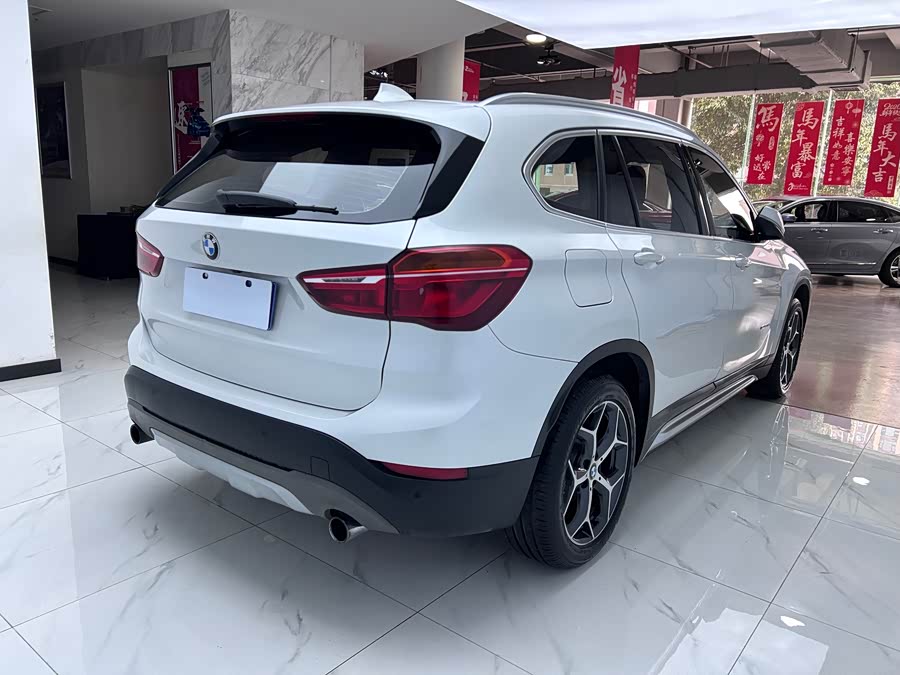 BMW X1 2017 #8 BMW X1 2017 car image #8