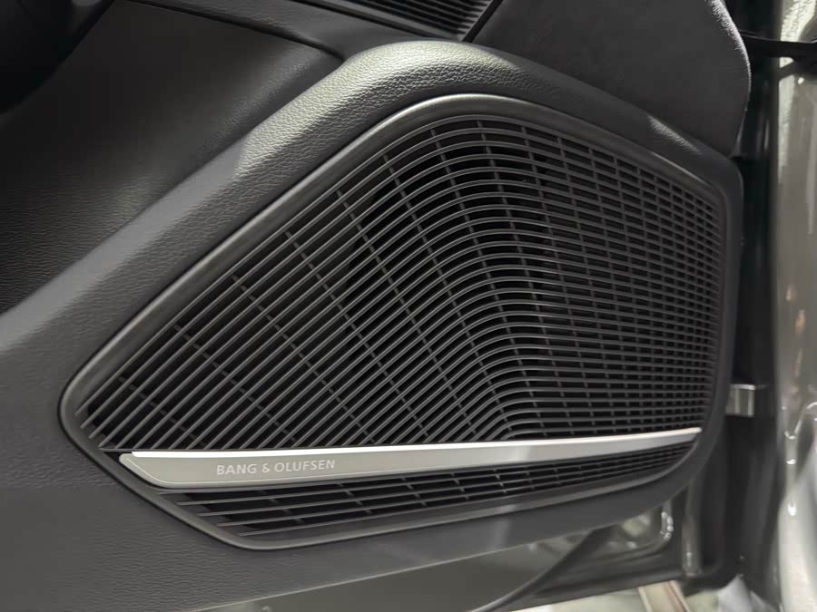 Audi S4 2024 صورة سيارة #8