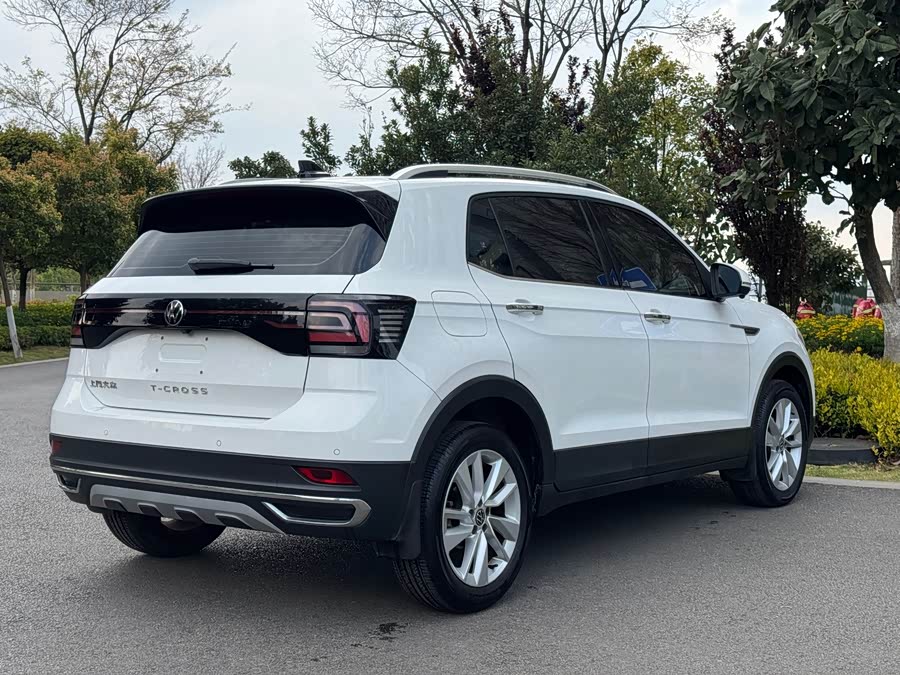 Volkswagen T-Cross 2021 #8 Volkswagen T-Cross 2021 car image #8