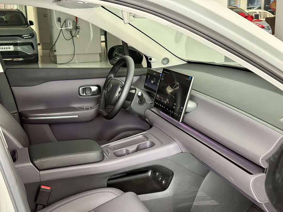 零跑汽车 零跑C10 2025 汽车图片 #8