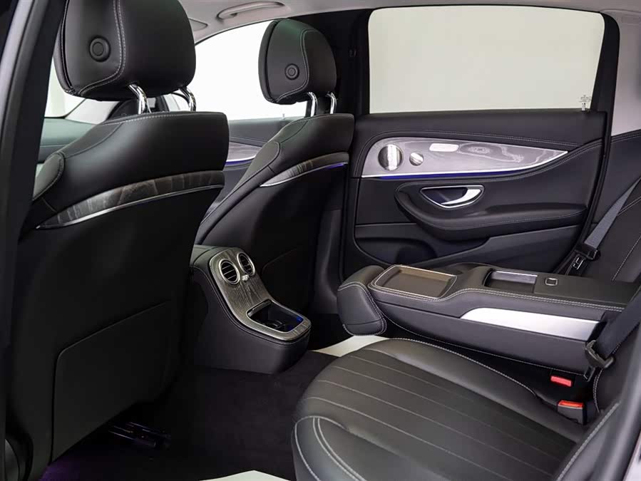 Mercedes-Benz E Class 2023 car image #8