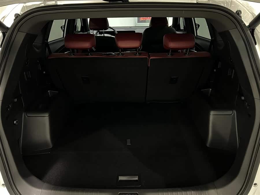 Jetour X70 PLUS 2025 #8 Jetour X70 PLUS 2025 car image #8