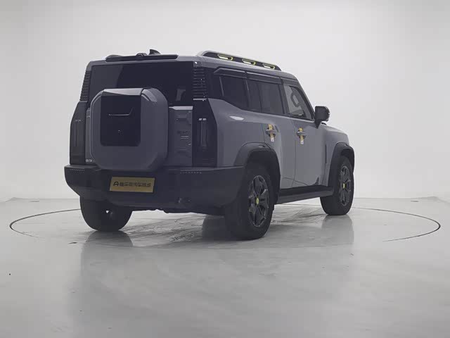 Jetour Traveller 2023 car image #8