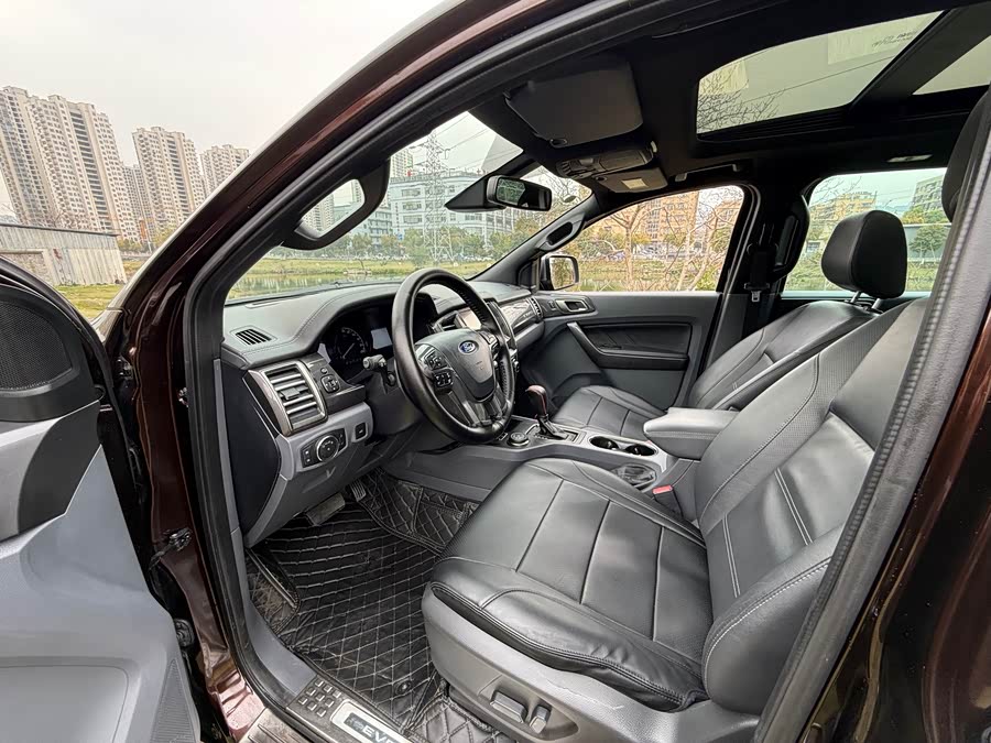 Ford Everest 2018 car image #8