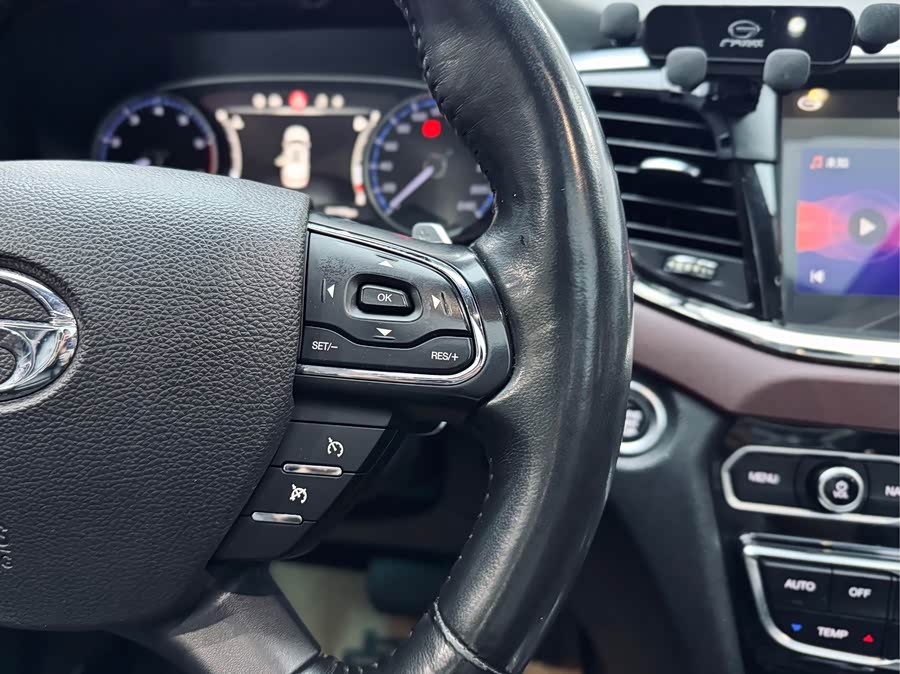 GAC Trumpchi GS8 2018 imagem de carro #8