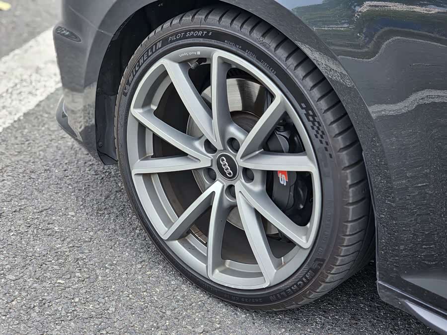 Audi S4 2019 imagem de carro #8