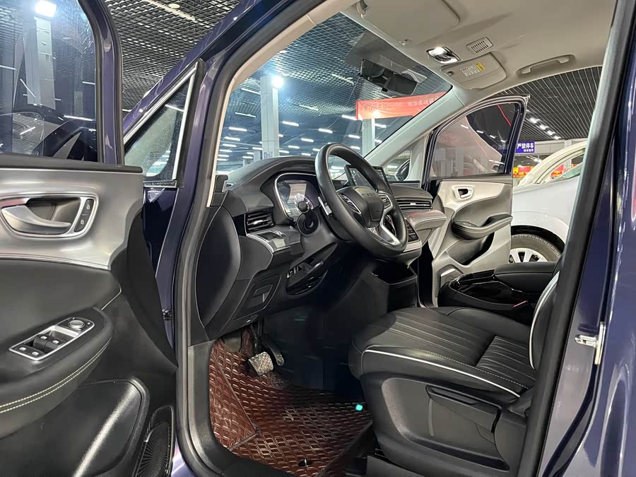 荣威 荣威iMAX8 2023 汽车图片 #8