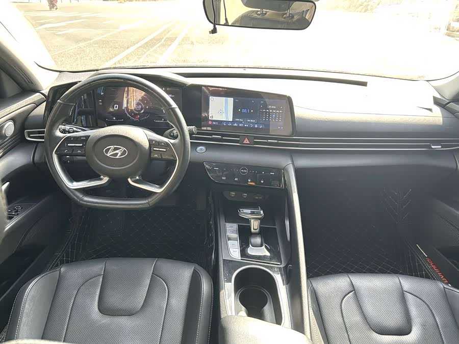 Hyundai Elantra 2021 car image #8