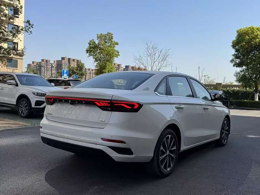 GEELY Emgrand 2023 car image #8
