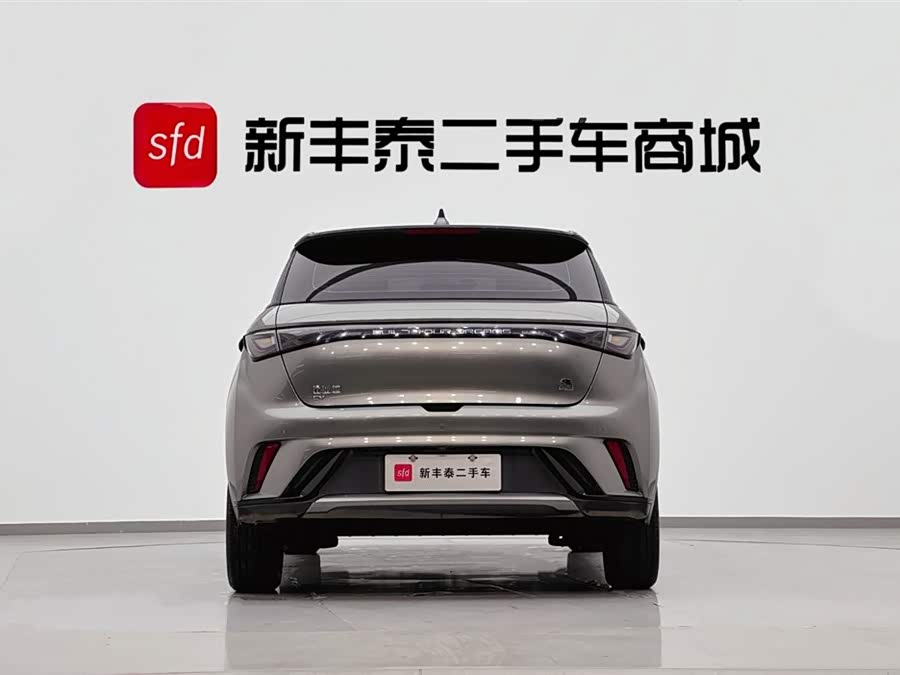 BYD Dolphin 2022 صورة سيارة #8