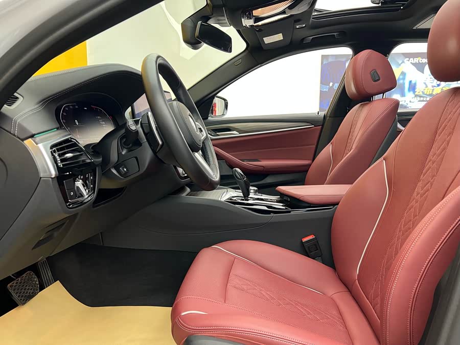 BMW 5 Series 2022 car image #8