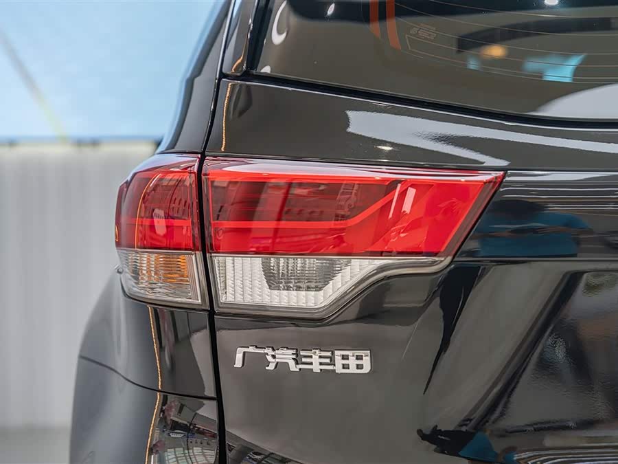 Toyota Highlander 2021 car image #8