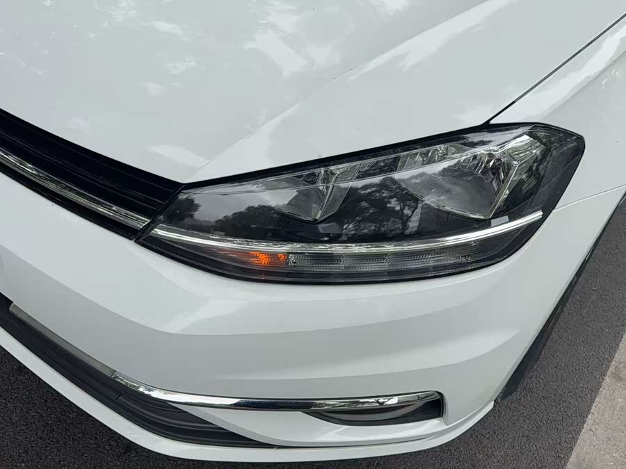Volkswagen Golf 2015 car image #8