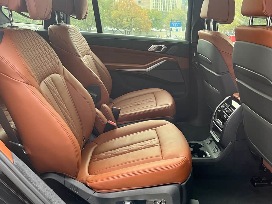 BMW X7 2019 imagen de coche #8