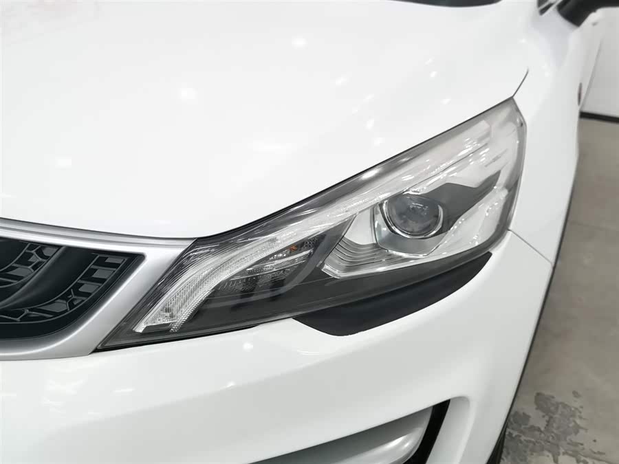 GEELY Emgrand GS 2018 car image #8