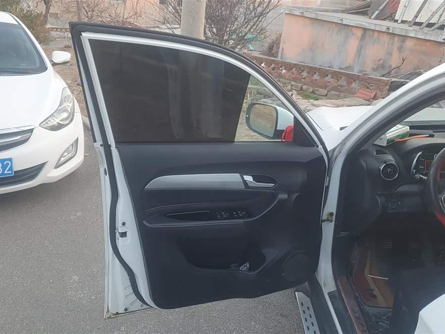 凯翼 凯翼X3 2019 汽车图片 #8