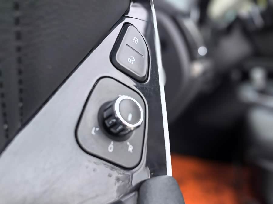 Haval H6 Coupe 2016 imagen de coche #8