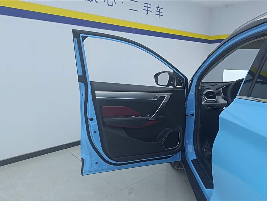 GEELY Coolray 2021 car image #8