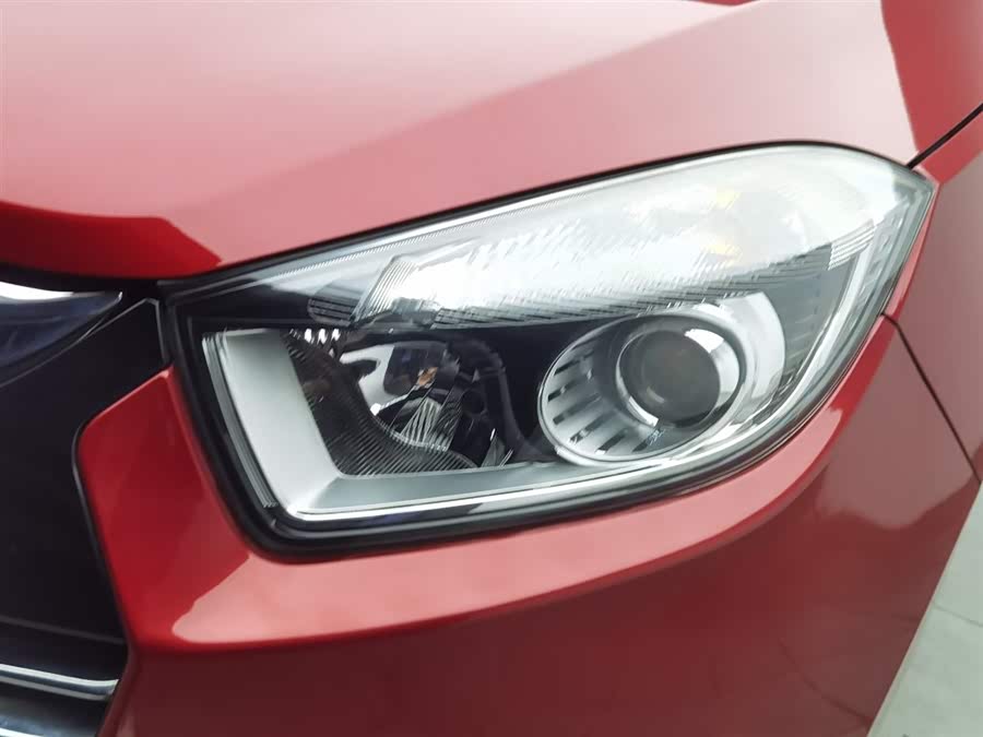 JAC 2015 imagem de carro #8