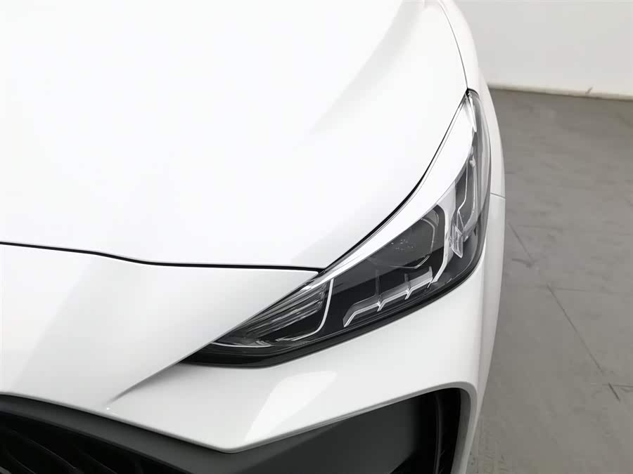 MG 5 2025 car image #8