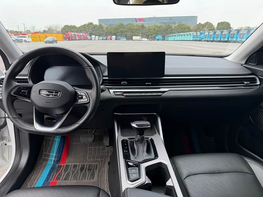 GEELY Emgrand 2021 car image #8
