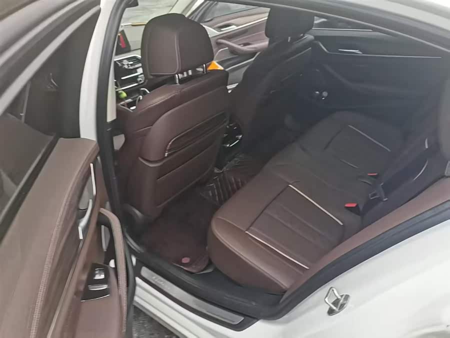 BMW 5 Series 2022 #8 BMW 5 Series 2022 car image #8