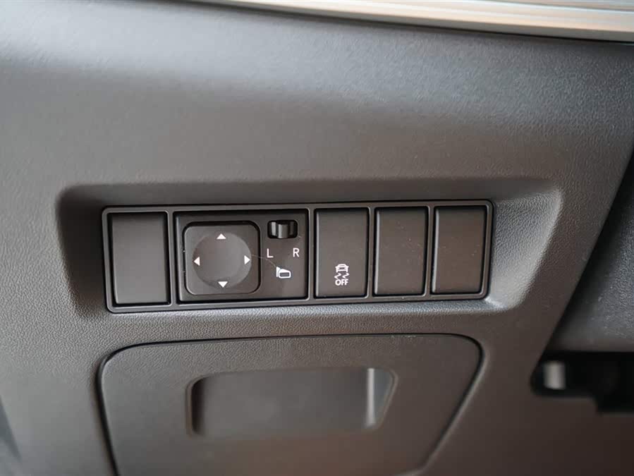 T5 EVO 2024 car image #8