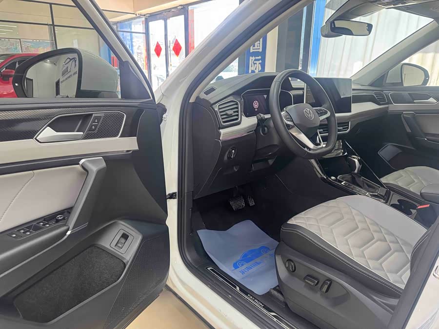 Volkswagen Tayron 2022 car image #8