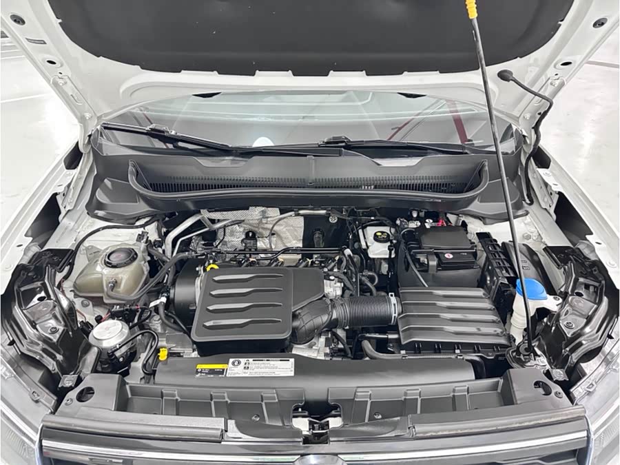 Volkswagen T-Cross 2023 car image #8