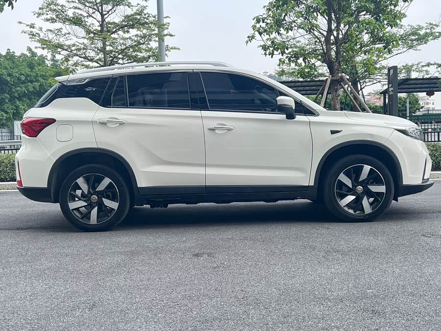 GAC ix4 2019 car image #8