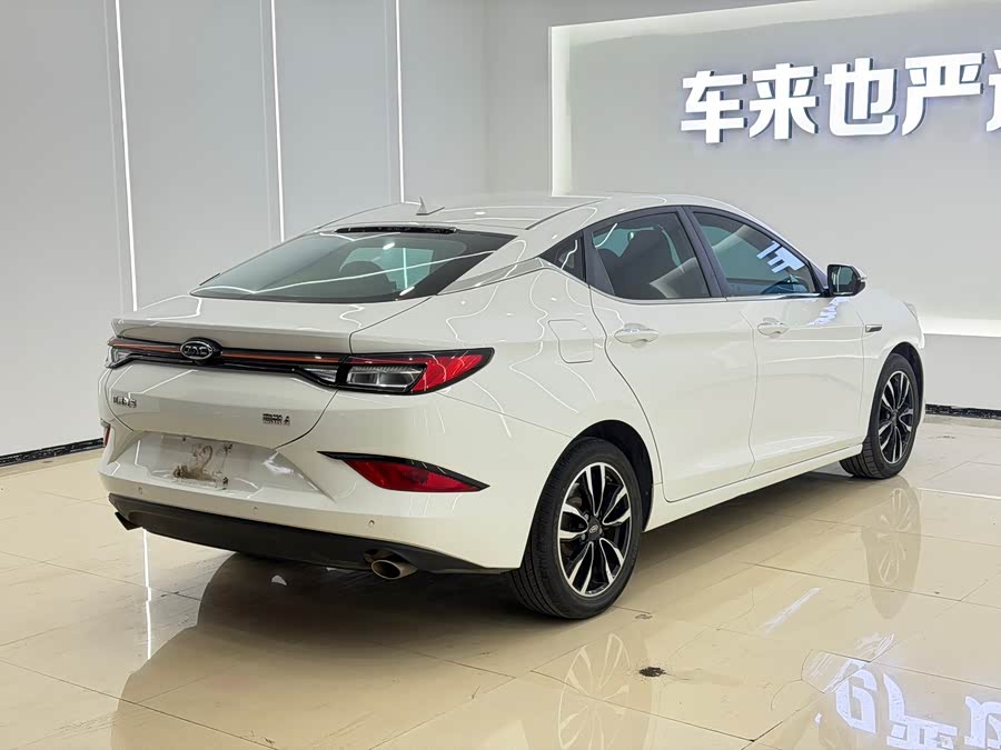 JAC 2020 car image #8