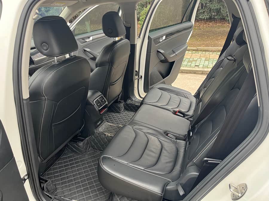 Skoda Kodiaq 2018 imagem de carro #8