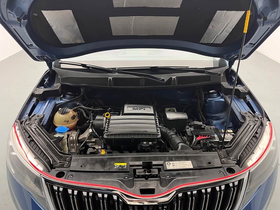 Skoda Kamiq 2019 image de voiture #8