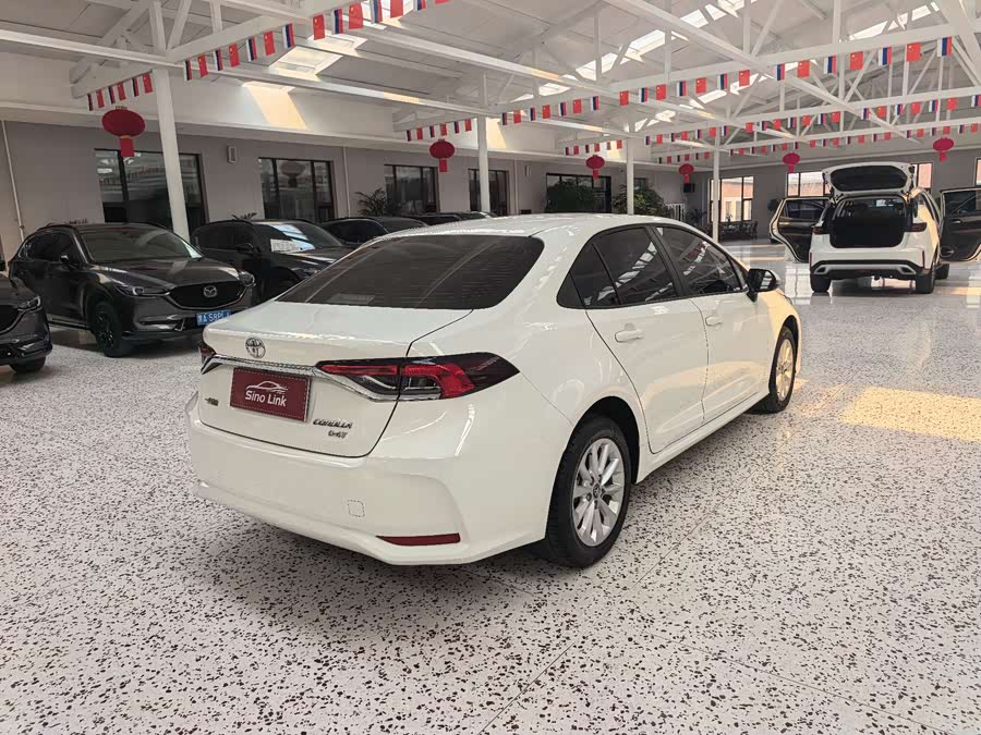 Toyota Corolla 2023 car image #8
