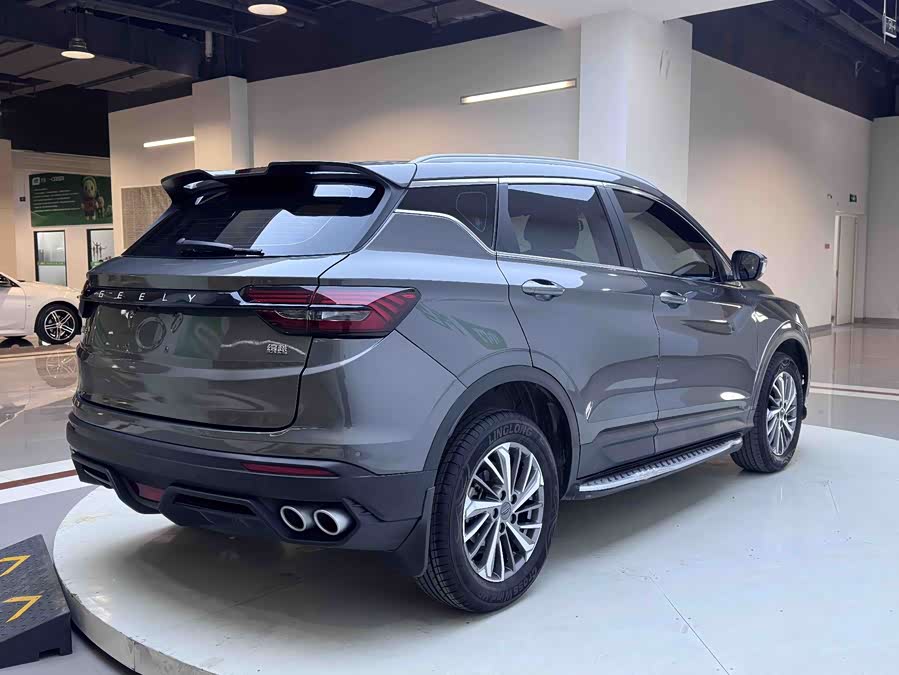 GEELY Coolray 2022 immagine di auto #8