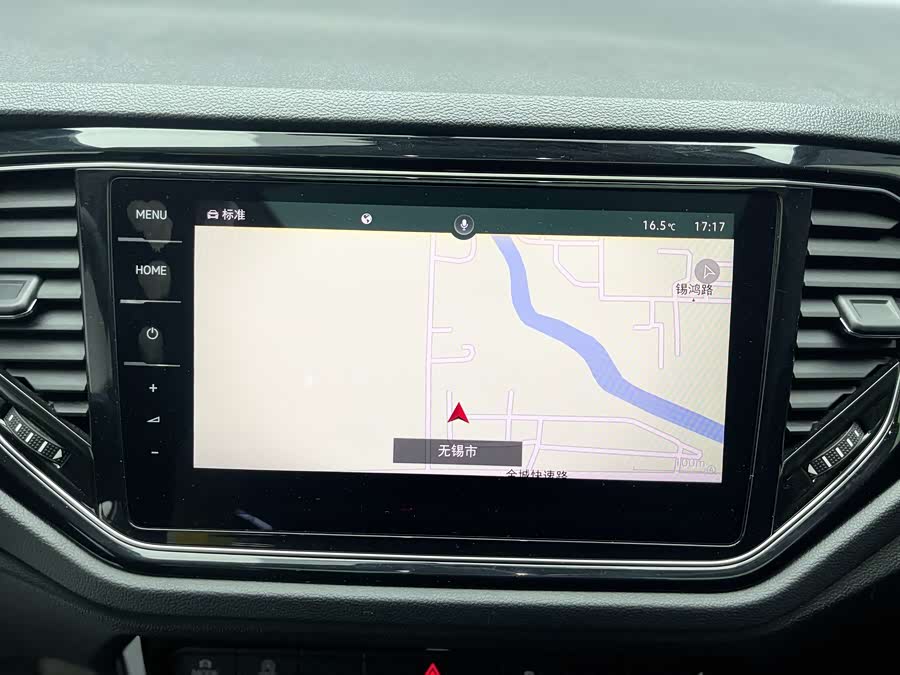 Volkswagen T-Roc 2022 car image #8